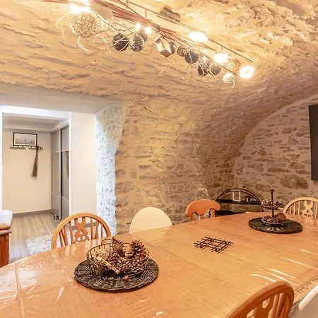 Holiday home Le Clos Des Vignes