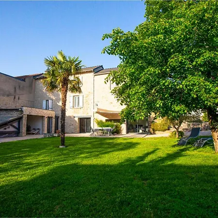 Le Clos Des Vignes *