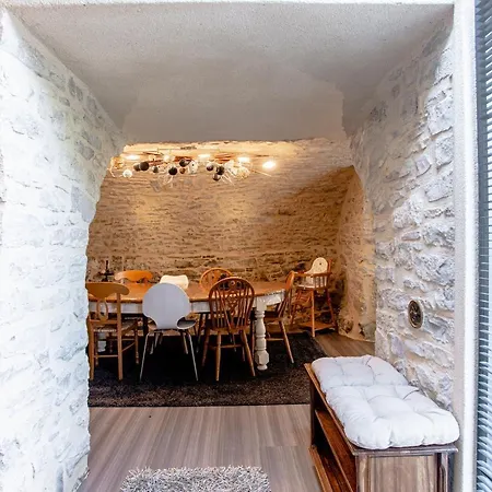 Le Clos Des Vignes Holiday home *