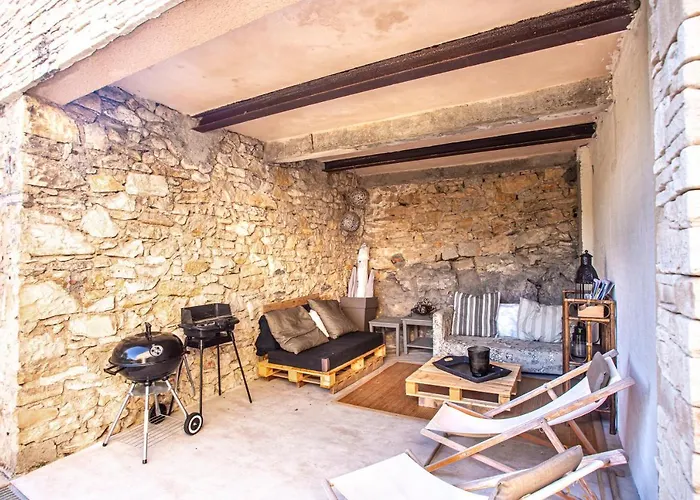 Le Clos Des Vignes Hébergement de vacances *